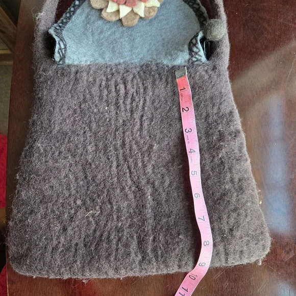 Rising Tide Handmade Nepal 100% Felted Wool Floral Boho Crossbody - Picture 11 of 13